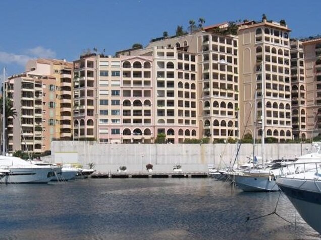 Rare 5-room family apartment with sea-facing terraces - Memmo Center