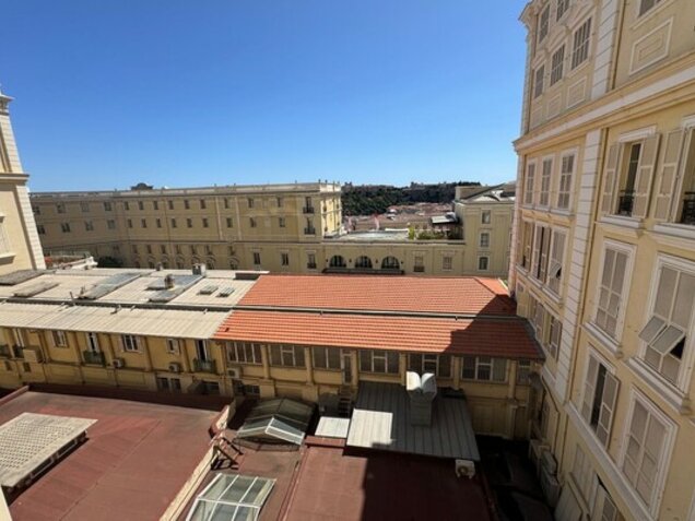 Studio for Rent – View of the Prince's Palace – Palais de la Scala