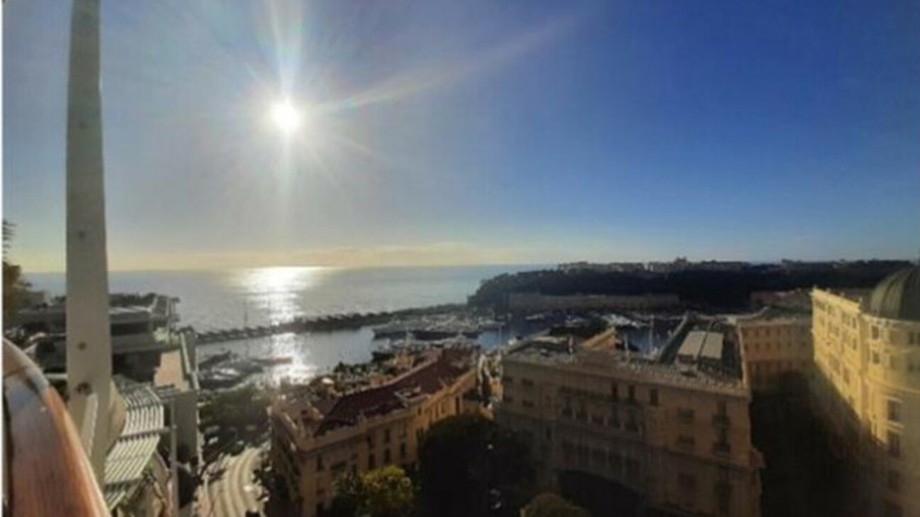 Exceptional Duplex with Views of the Rock and the Sea – 410 sqm - 1 / 6