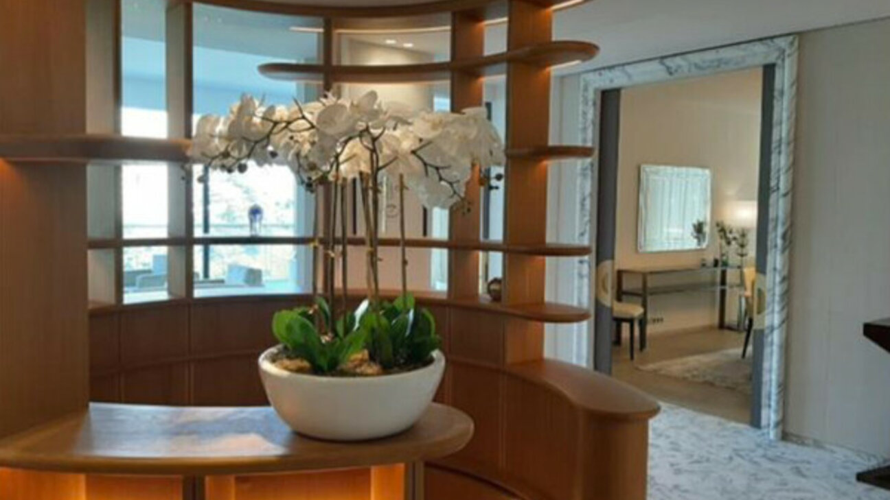 Exceptional Duplex with Views of the Rock and the Sea – 410 sqm - 4 / 6