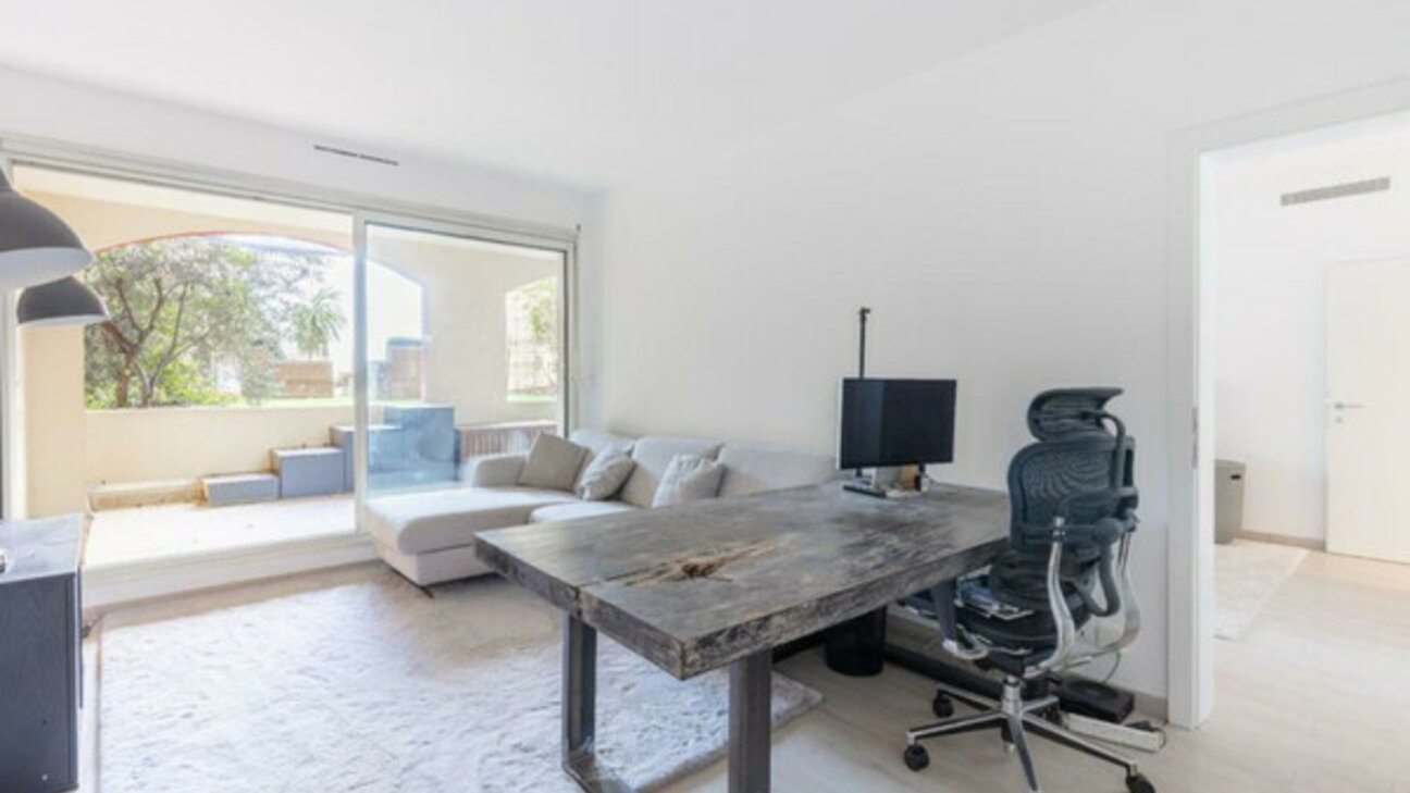 Très beau 2 pièces à Fontvieille vue sur le Port avec terrasse et jardin privatif - 5 / 8