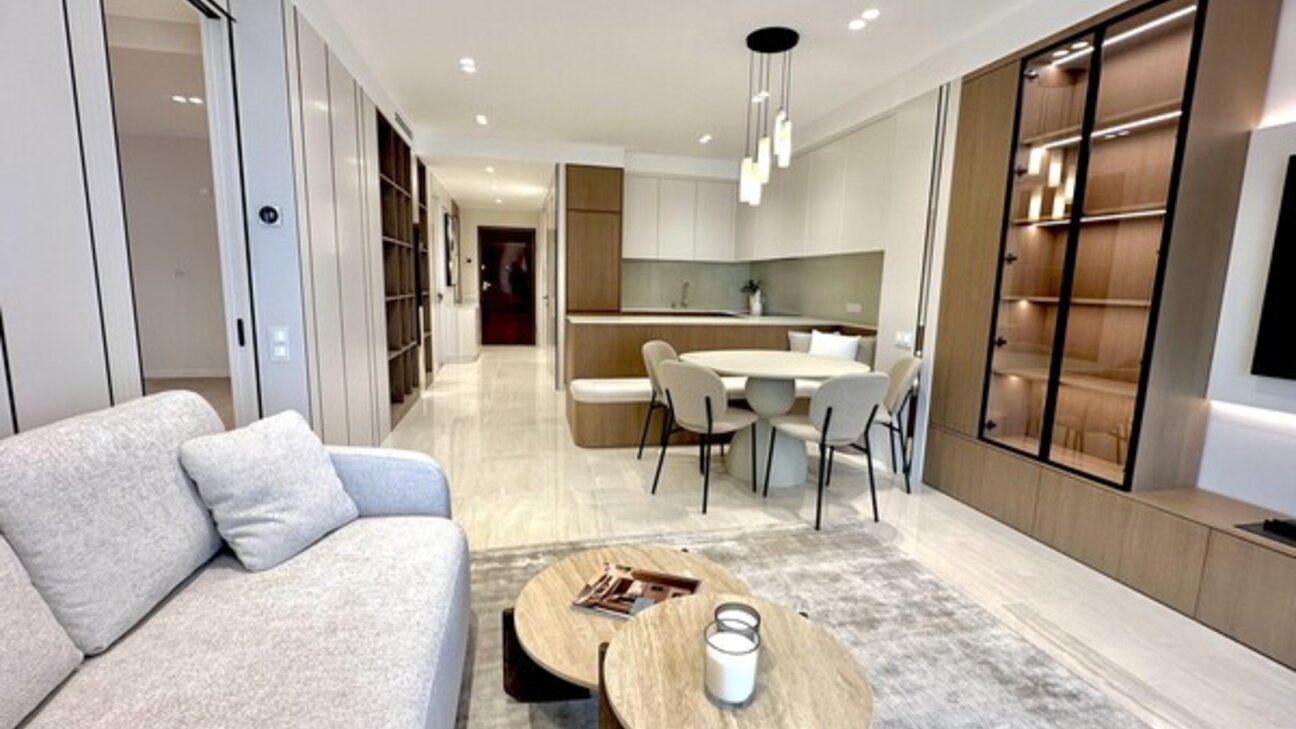 MONTE-CARLO Appartamento 4 LOCALI  rinnovato e ammobiliato con terrazza vista mare - 1 / 13