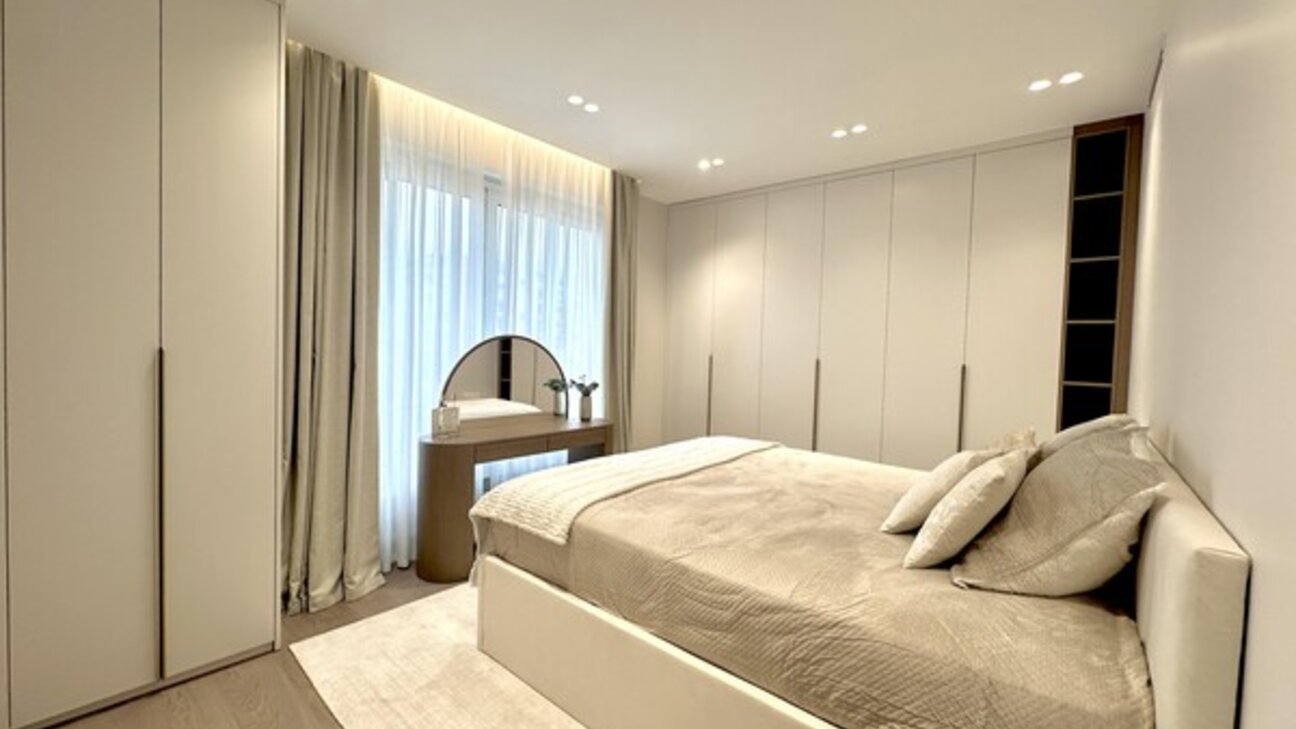 MONTE-CARLO Appartamento 4 LOCALI  rinnovato e ammobiliato con terrazza vista mare - 6 / 13