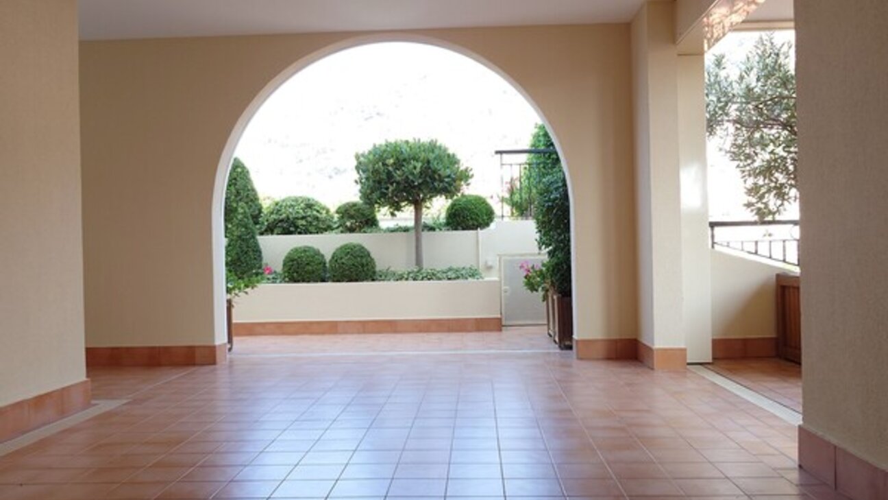 Exceptional 7-room apartment with private pool and panoramic sea view - LE MEMMO CENTER - 7 / 19