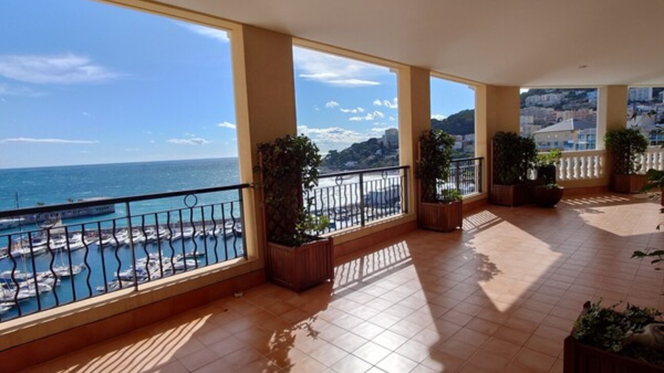 Exceptional 7-room apartment with private pool and panoramic sea view - LE MEMMO CENTER - 1 / 19